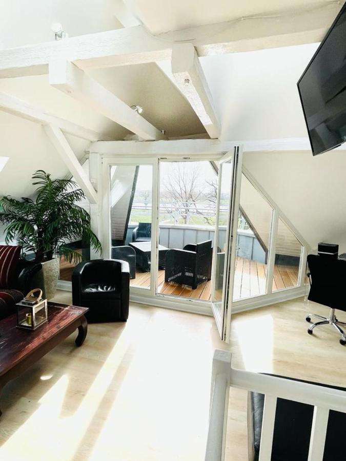 Апартаменти Luxury Rooftop Loft With River View 10Min To City Дюссельдорф Екстер'єр фото