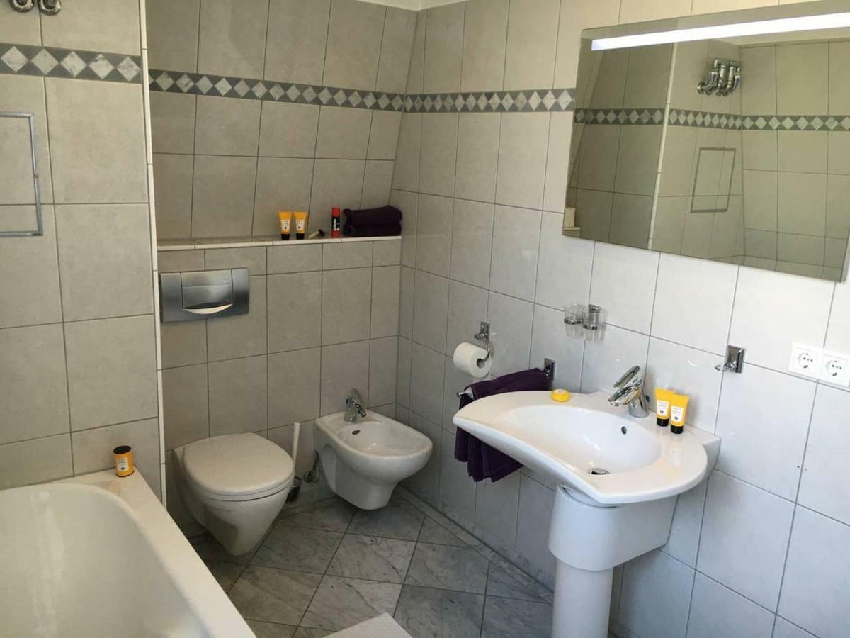 Апартаменти Luxury Rooftop Loft With River View 10Min To City Дюссельдорф Екстер'єр фото